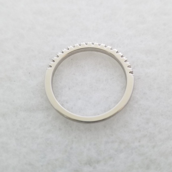 HOST PICK!!! 🌹 18k White Gold Pave Band - Picture 4 of 7